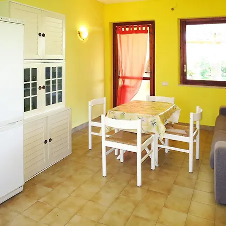 Rei Marina Fronte Mare - Rei204 By Interhome